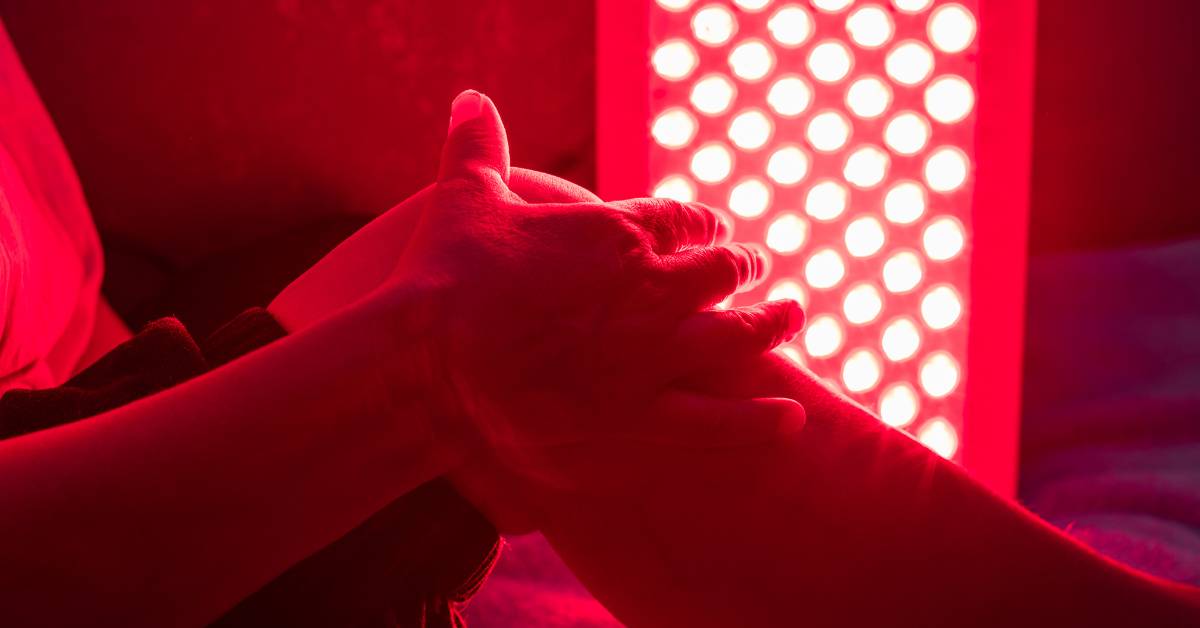 terapia światłem czerwonym główne